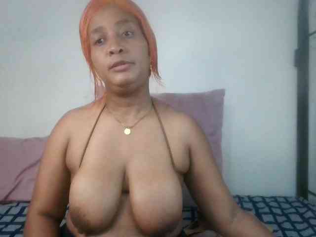 Browneyesxx webcam