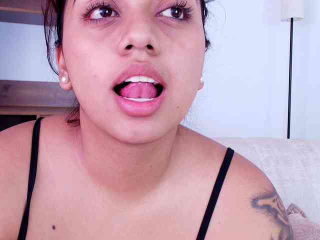 LiaMoon webcam