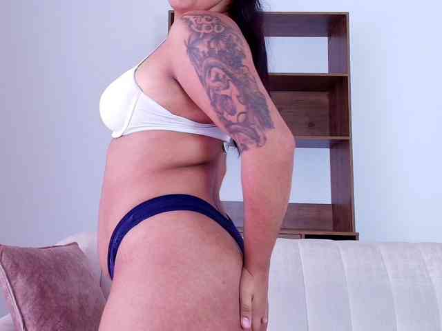 LiaMoon webcam