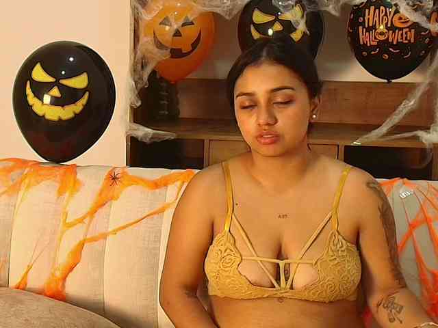 LiaMoon webcam