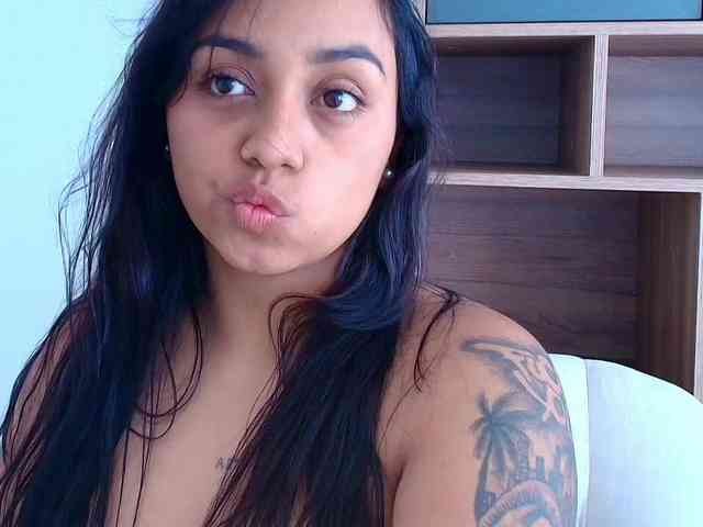 LiaMoon webcam