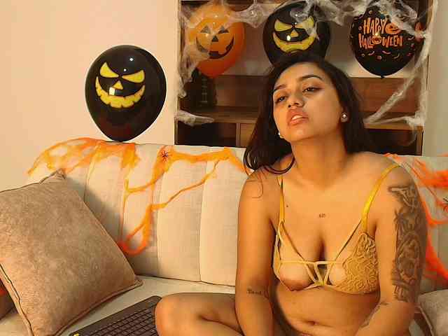 LiaMoon webcam