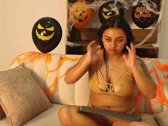 LiaMoon webcam