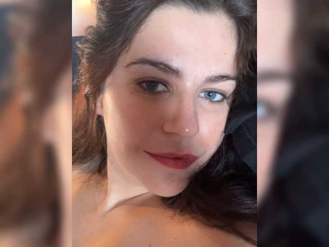 Explore Fafancultiaete, she wants to masturbate for you Fafancultiaete from BongaCams