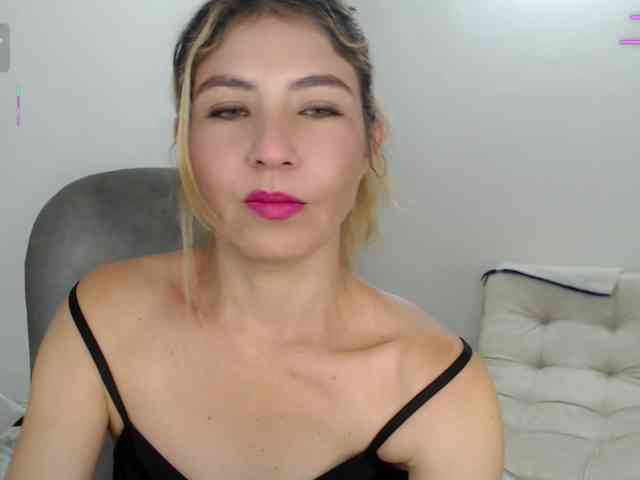 vanessa- webcam