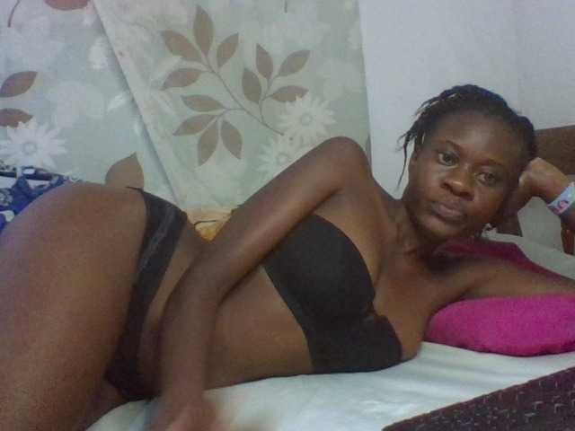 charmychassy27's BongaCams show and profile