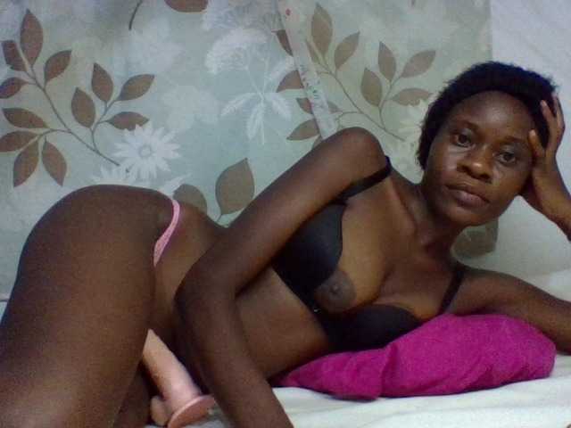 charmychassy27's BongaCams show and profile
