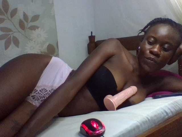 charmychassy27's BongaCams show and profile