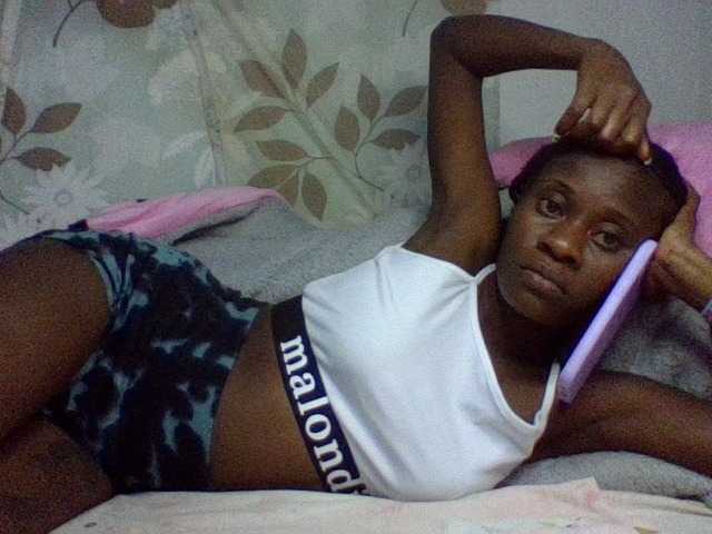 charmychassy27's BongaCams show and profile