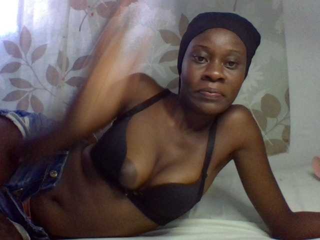 charmychassy27's BongaCams show and profile