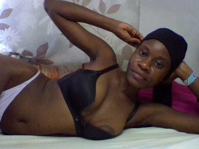 charmychassy27's BongaCams show and profile