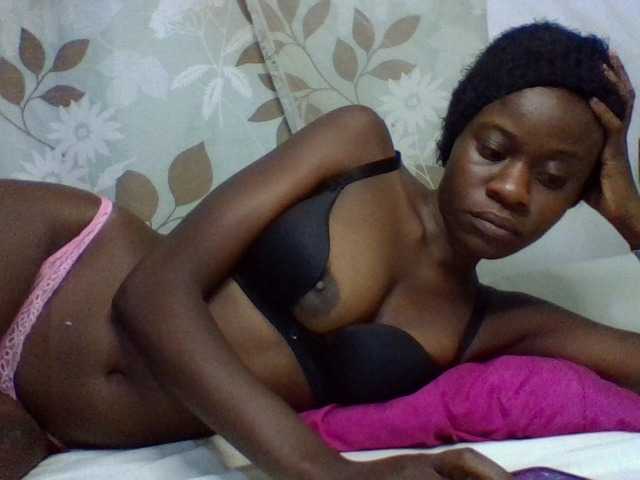 charmychassy27's BongaCams show and profile