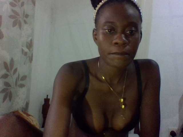 charmychassy27's BongaCams show and profile