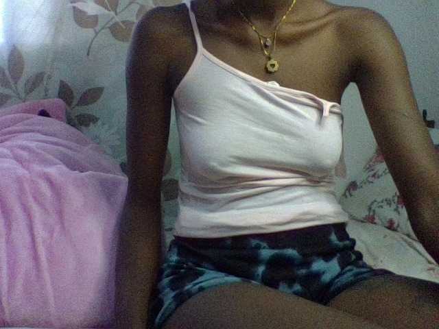 charmychassy27's BongaCams show and profile