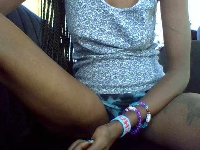 charmychassy27's BongaCams show and profile