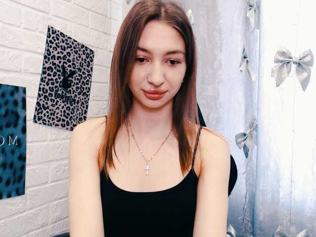 CuteDancer's BongaCams show and profile