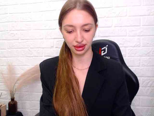 CuteDancer webcam