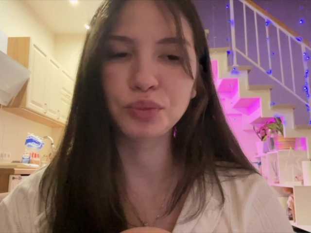 VoyDoll's BongaCams show and profile