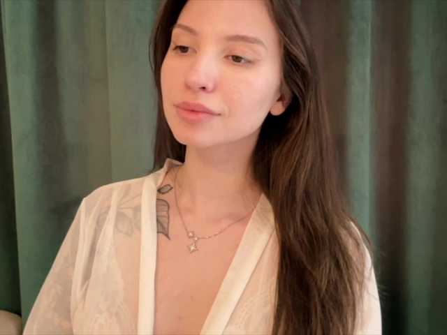 VoyDoll's BongaCams show and profile