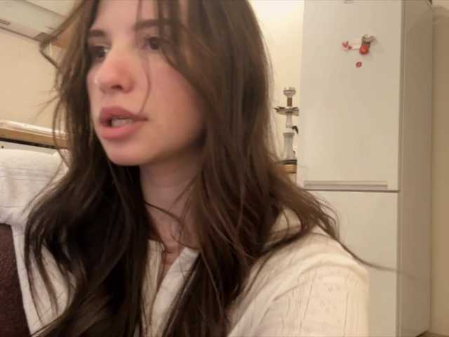 VoyDoll's BongaCams show and profile