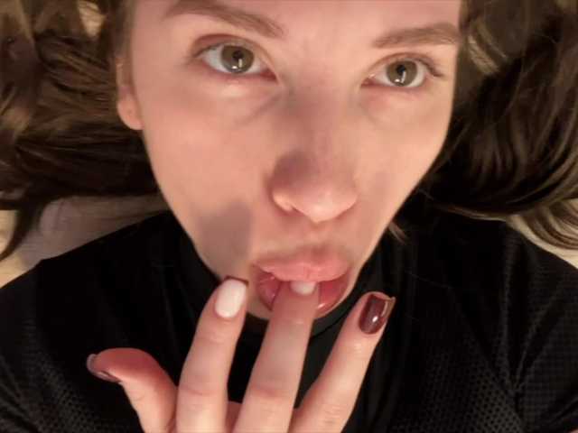 VoyDoll's BongaCams show and profile