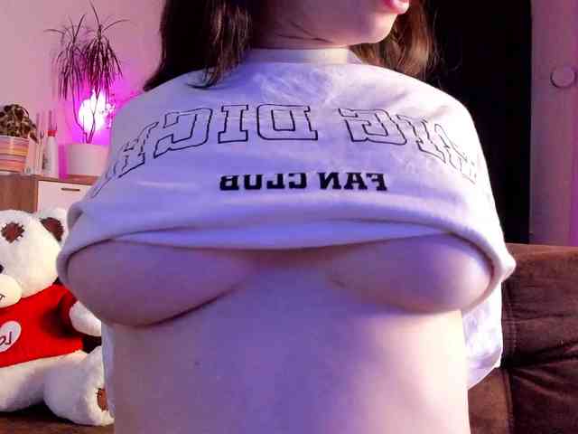 VoyDoll webcam