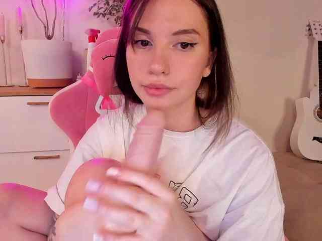VoyDoll webcam