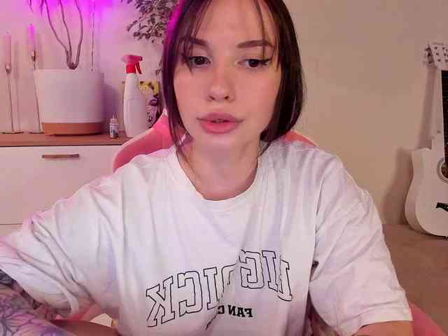 VoyDoll webcam
