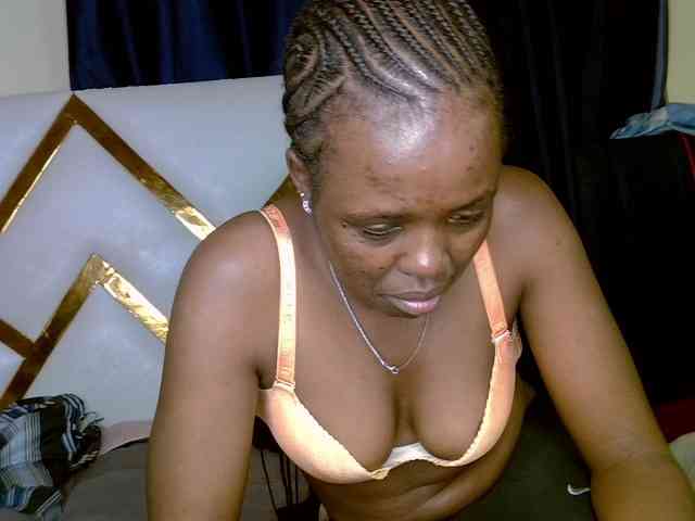 Caramel22 webcam