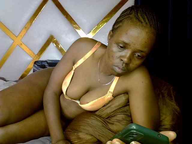 Caramel22 webcam