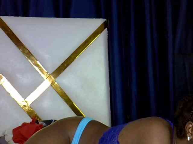Caramel22 webcam