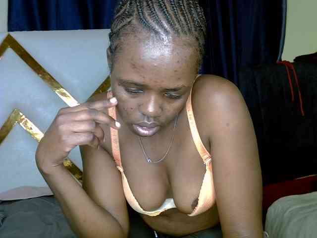 Caramel22 webcam