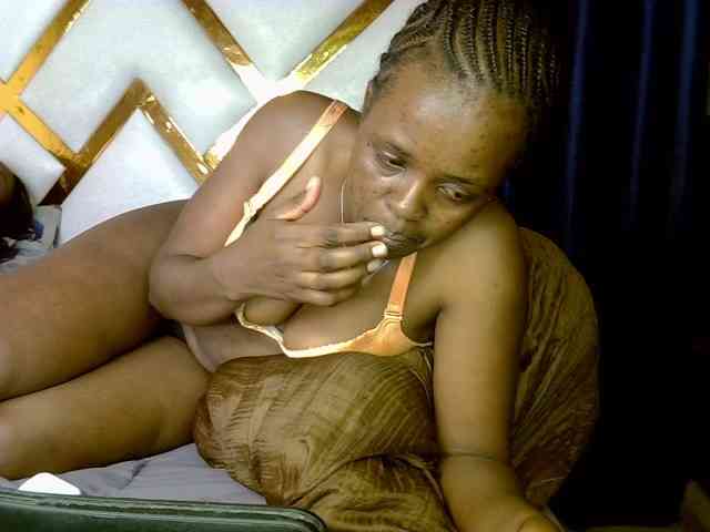 Caramel22 webcam