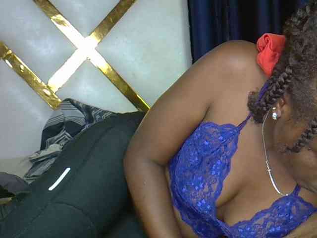 Caramel22 webcam