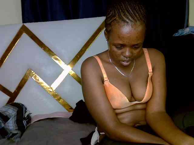 Caramel22 webcam