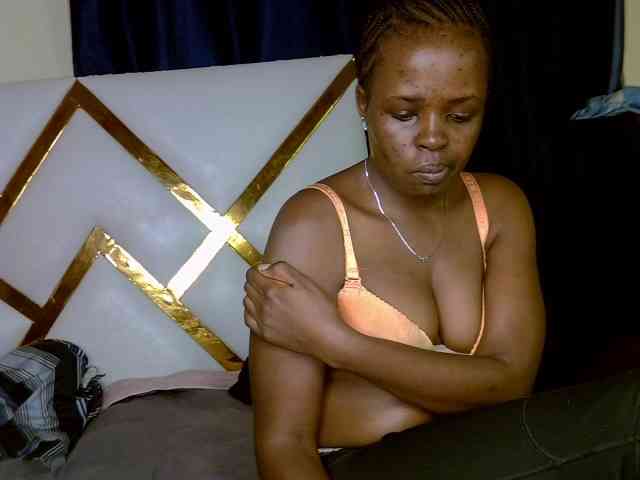 Caramel22 webcam