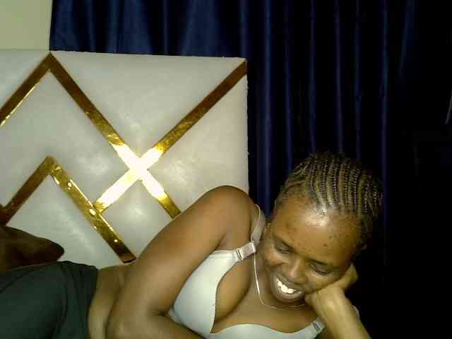 Caramel22 webcam
