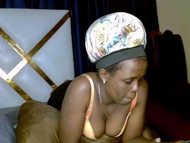 Caramel22 webcam