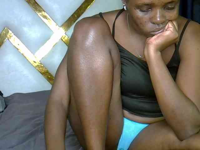 Caramel22 webcam