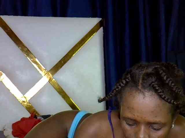 Caramel22 webcam