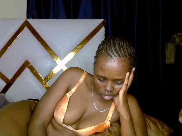 Caramel22 webcam