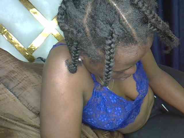 Caramel22 webcam