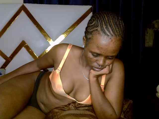 Caramel22 webcam