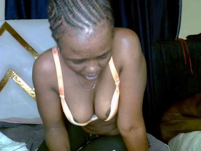Caramel22 webcam