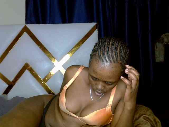 Caramel22 webcam