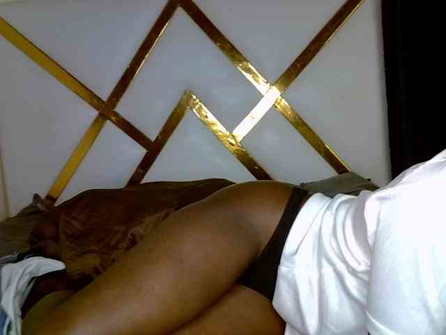 Caramel22 webcam