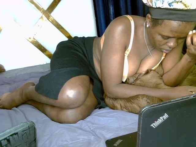 Caramel22 webcam