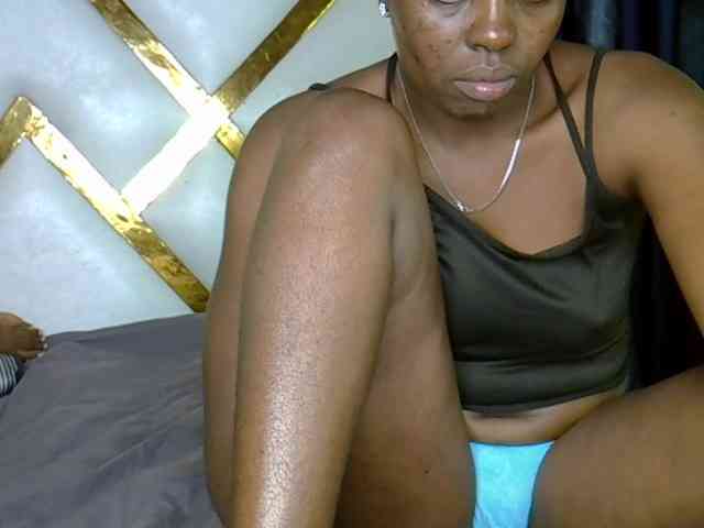 Caramel22 webcam