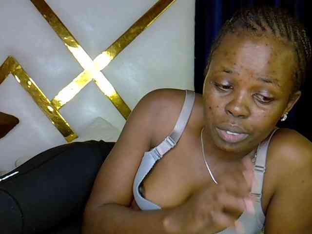 Caramel22 webcam