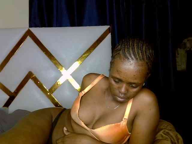 Caramel22 webcam